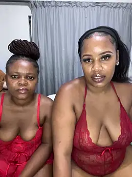 Snapshot of MimiCurves chatting on January 9, 2025, 9:37 pm MimiCurves online show from January 9, 2025, 9:37 pm