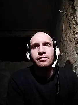 Snapshot of GoodSeksLove chatting on March 15, 2025, 6:43 pm GoodSeksLove online show from March 15, 2025, 6:43 pm