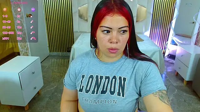 martinna tay online show from October 11, 2025, 3:17 am