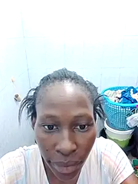 Snapshot of LOVELY-2BERRY chatting on June 7, 2026, 9:57 am LOVELY-2BERRY online show from June 7, 2026, 9:57 am