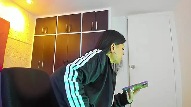 Charlotte Ice1 online show from March 14, 2025, 3:58 pm