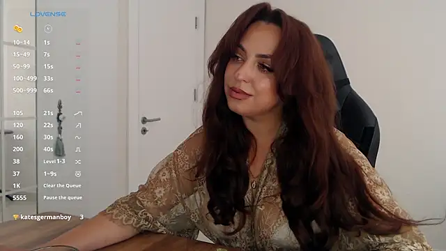  Just a queen 3 online show from May 14, 2026, 9:05 am