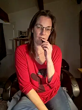 Snapshot of SpiceLea chatting on January 5, 2025, 5:20 pm SpiceLea online show from January 5, 2025, 5:20 pm