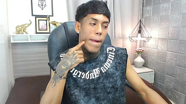 Alan Cute18 online show from February 22, 2026, 12:47 pm