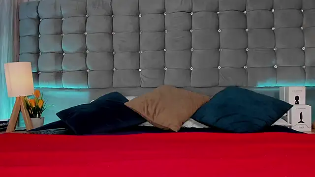 Poacahontasfg online show from September 22, 2025, 4:03 am