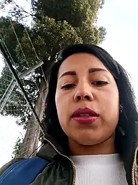  andrea30 online show from December 18, 2025, 11:49 am