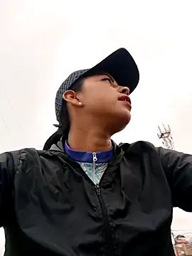  andrea30 online show from March 23, 2026, 11:47 am