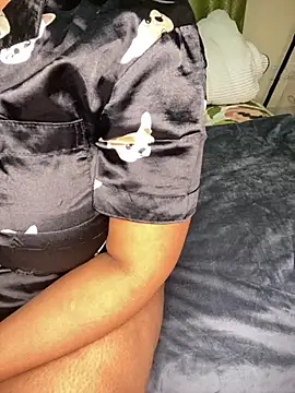 nur lin online show from October 29, 2025, 5:36 pm