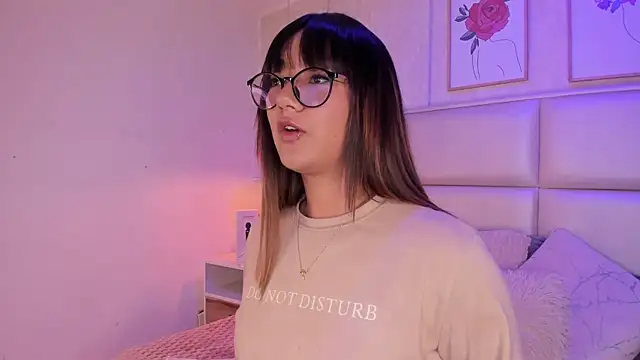 Aily Yozuko online show from February 11, 2026, 2:49 am