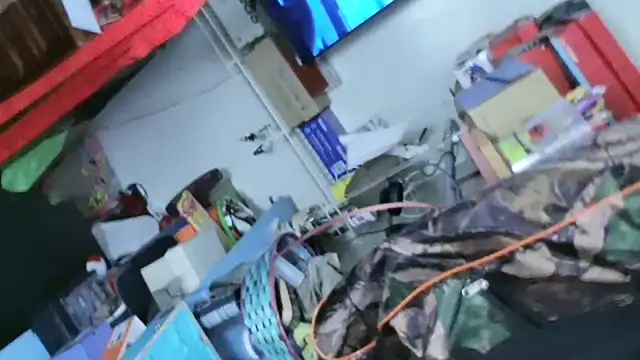 Snapshot of ROCKHARDDADDY86 chatting on January 18, 2026, 7:28 pm ROCKHARDDADDY86 online show from January 18, 2026, 7:28 pm