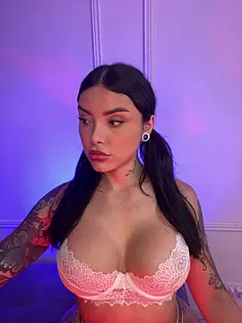 Snapshot of Ela_Doll_ chatting on January 16, 2025, 9:08 pm Ela Doll online show from January 16, 2025, 9:08 pm