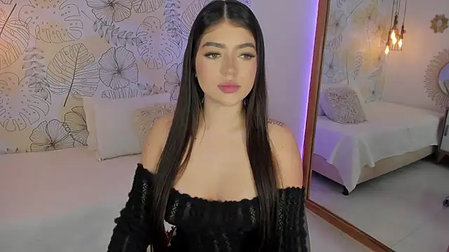 Snapshot of Mariana_Baez chatting on January 10, 2025, 12:17 am Mariana Baez online show from January 10, 2025, 12:17 am