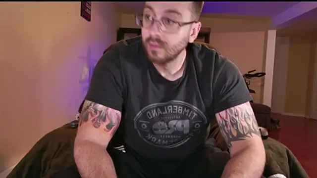 Snapshot of JayXCee_Official chatting on March 28, 2026, 12:32 am JayXCee Official online show from March 28, 2026, 12:32 am