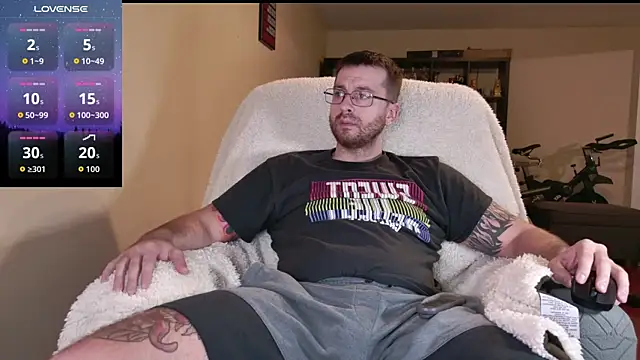 Snapshot of JayXCee_Official chatting on March 29, 2026, 8:20 pm JayXCee Official online show from March 29, 2026, 8:20 pm