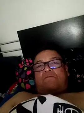 Snapshot of Anuviss_lxx chatting on October 26, 2025, 4:29 am Anuviss lxx online show from October 26, 2025, 4:29 am