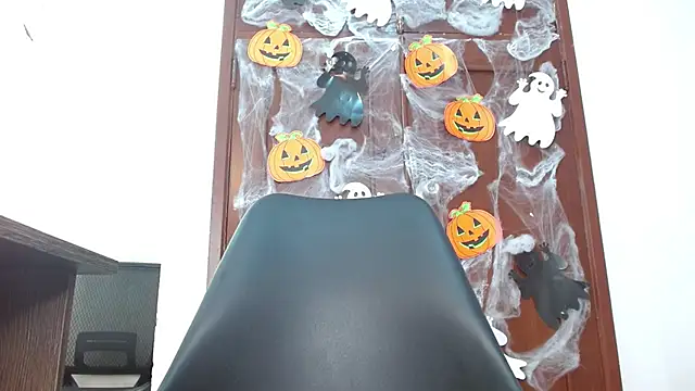 Darliin G online show from October 24, 2025, 8:49 pm