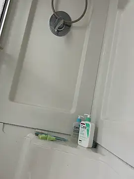 tongueispowerr6d9 online show from February 23, 2025, 6:49 am