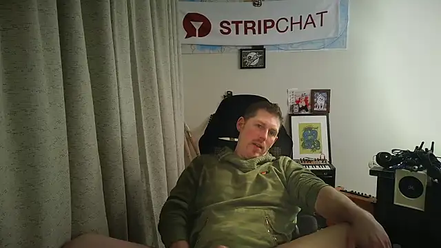 Snapshot of Rock_Pierce chatting on February 3, 2026, 3:15 am Rock Pierce online show from February 3, 2026, 3:15 am