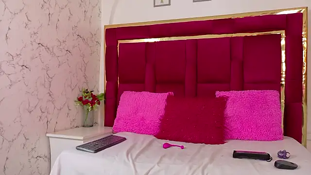 CoralHarrinson online show from January 31, 2026, 8:18 pm