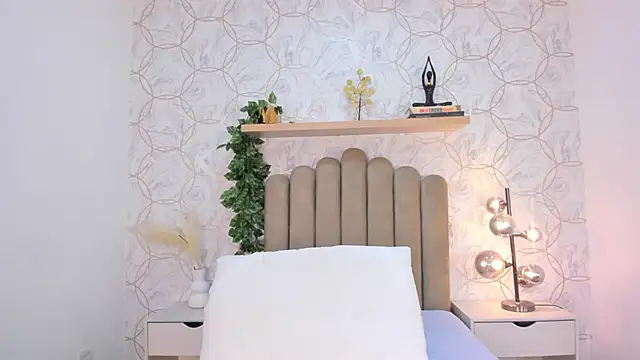 Roma  love online show from November 8, 2025, 12:27 pm