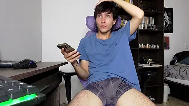 alex connorr online show from November 13, 2025, 4:00 am