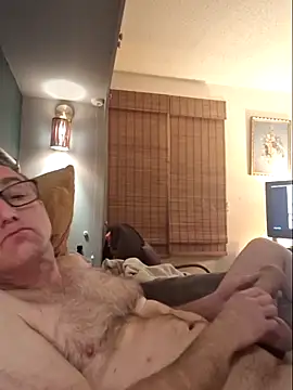 bibananaman online show from April 15, 2026, 3:46 am