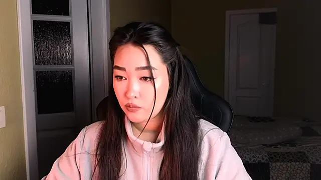 Snapshot of Erica_Wayne chatting on January 12, 2025, 1:27 pm Erica Wayne online show from January 12, 2025, 1:27 pm