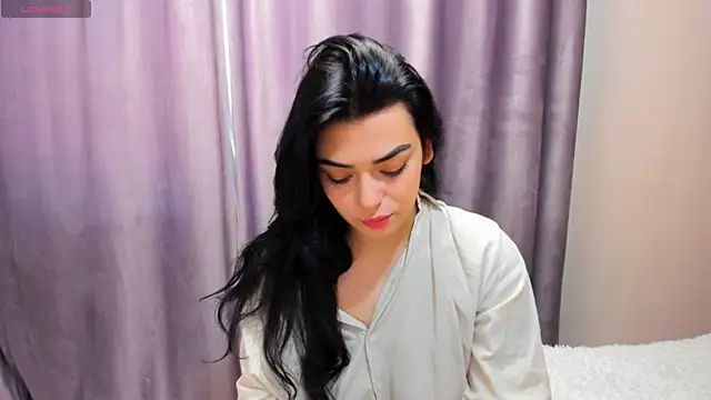  cleopattra  online show from December 5, 2024, 8:00 am