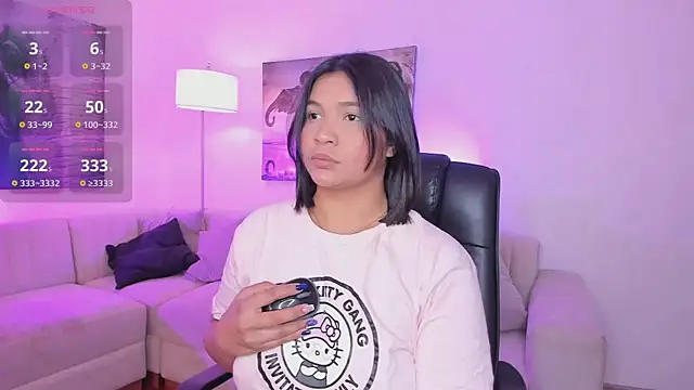 Snapshot of alaia7h chatting on October 10, 2025, 7:35 pm alaia7h online show from October 10, 2025, 7:35 pm