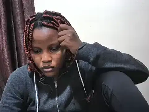 afrikaqueen online show from March 14, 2025, 6:39 pm