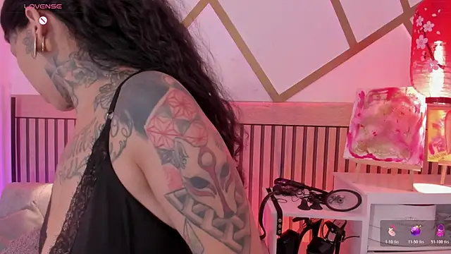 NinaInk online show from July 23, 2026, 1:53 pm