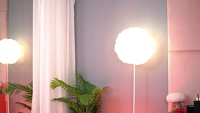 AlmaLuv online show from January 14, 2026, 4:51 am