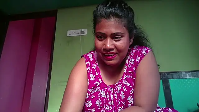 sexy roma online show from April 12, 2026, 10:31 am