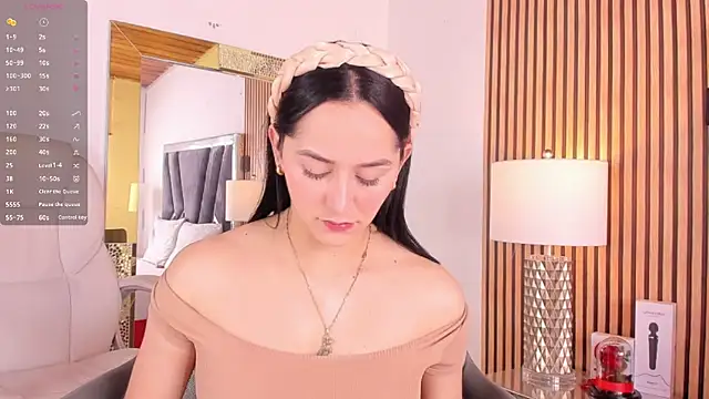 hazel ross tcw online show from March 1, 2025, 12:56 pm