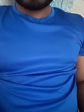 Snapshot of wildboy_simon chatting on December 6, 2024, 2:17 pm wildboy simon online show from December 6, 2024, 2:17 pm