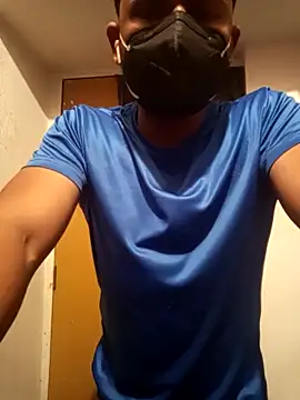 Snapshot of wildboy_simon chatting on December 27, 2024, 8:07 pm wildboy simon online show from December 27, 2024, 8:07 pm