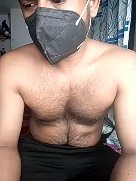 Snapshot of wildboy_simon chatting on January 27, 2025, 3:07 pm wildboy simon online show from January 27, 2025, 3:07 pm