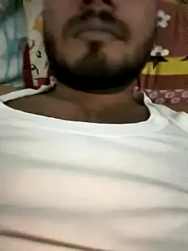 Snapshot of wildboy_simon chatting on October 27, 2025, 2:21 pm wildboy simon online show from October 27, 2025, 2:21 pm