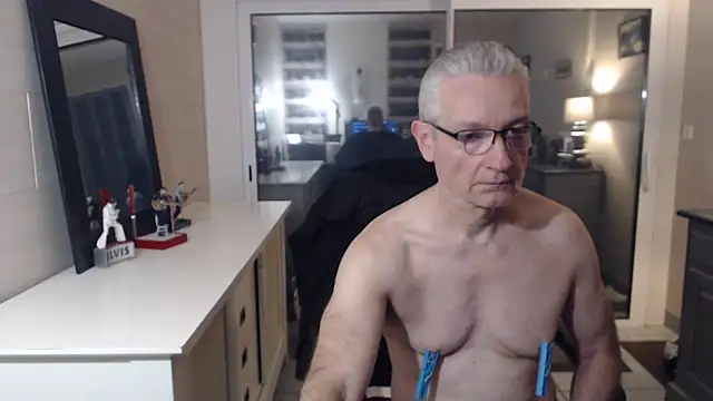 Snapshot of Goduleur69 chatting on January 16, 2025, 8:46 pm Goduleur69 online show from January 16, 2025, 8:46 pm