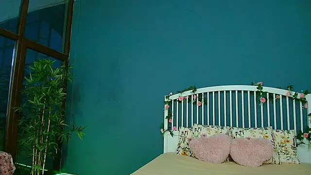 AlicePirs online show from February 17, 2026, 5:15 am