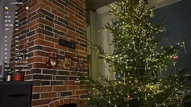 GlamourNova online show from December 24, 2024, 8:27 pm