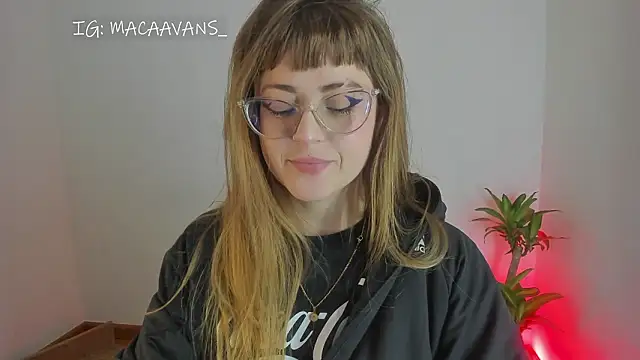 tekila   online show from March 6, 2026, 11:01 pm