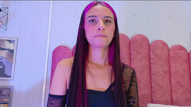 MeganBakerr  online show from October 21, 2025, 12:50 pm