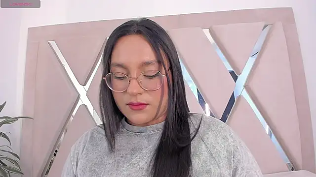 ellamontoya online show from February 14, 2026, 5:15 am