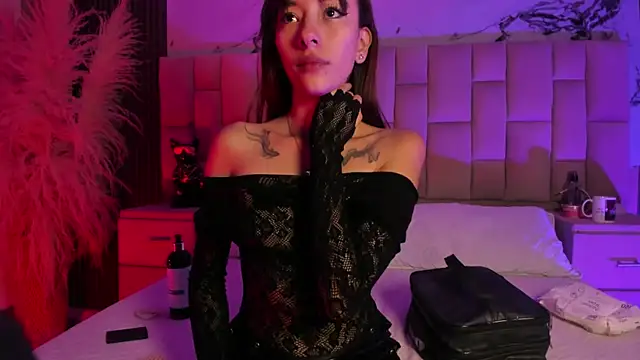 Snapshot of MelodyBliss chatting on February 15, 2026, 9:44 pm MelodyBliss online show from February 15, 2026, 9:44 pm