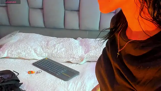 Snapshot of MelodyBliss chatting on February 24, 2026, 9:57 pm MelodyBliss online show from February 24, 2026, 9:57 pm