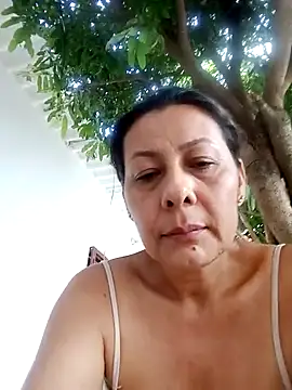 Snapshot of Mia-funny20 chatting on February 26, 2025, 8:44 pm Mia-funny20 online show from February 26, 2025, 8:44 pm