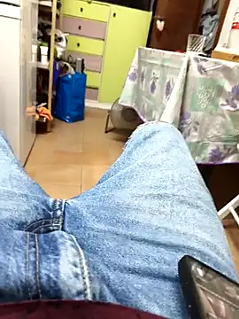 Snapshot of Zbon_45 chatting on July 15, 2026, 3:39 pm Zbon 45 online show from July 15, 2026, 3:39 pm