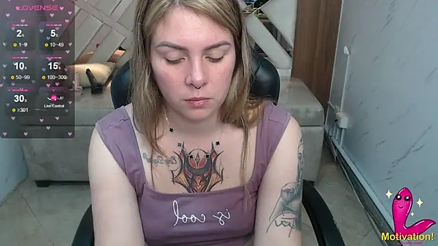 Paula b  online show from May 15, 2026, 12:45 pm