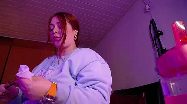 Layna cold online show from February 26, 2025, 9:58 pm